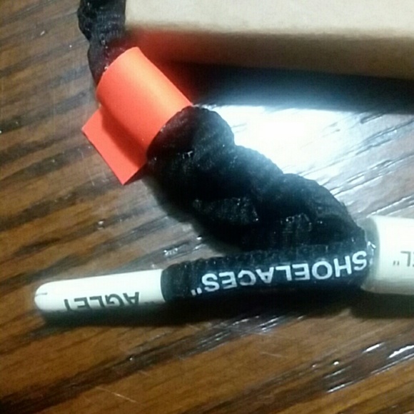 Off-White Collaberation with Rastaclat bracelet - Picture 3 of 8